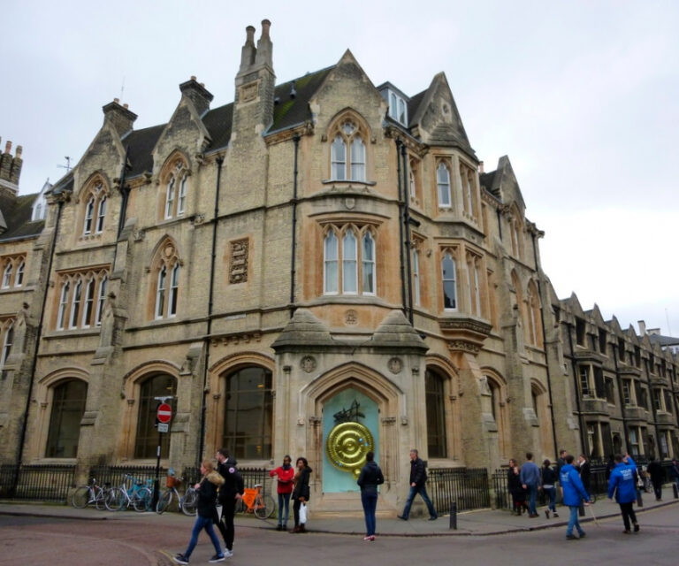 CAMBRIDGE-02